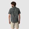 Outdoor Research Men’s Rooftop Short Sleeve Shirt – Button Down Shirt for Men(Black Creekside Print)
